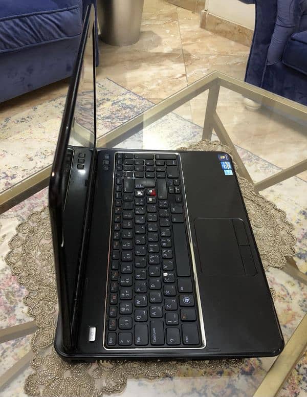 Dell Inspiron N5110 like new Core i7 2