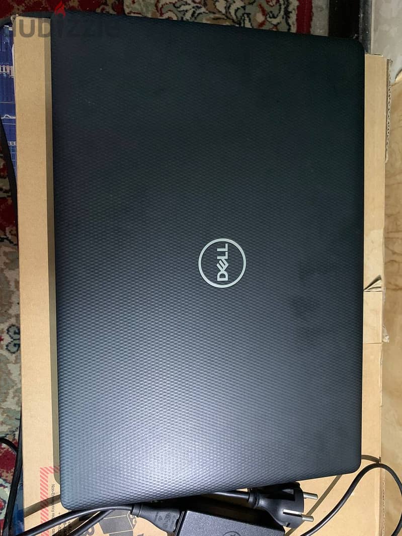 لاب توب Dell Inspiron للبيع 5