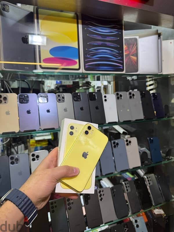 iPhone 11 . . 128 كسر زيرووو 1