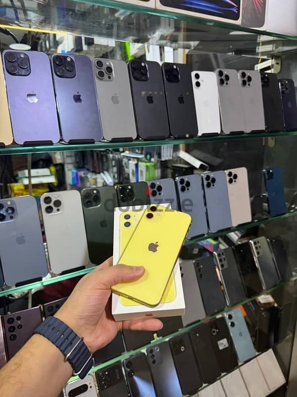 iPhone 11 . . 128 كسر زيرووو 4