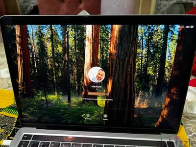 ‎للبيع: MacBook Pro 13-inch (2020) - بحالة ممتازة