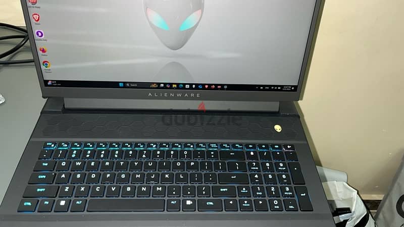 بيع لابتوب Alienware زيروووو 0