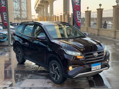 TOYOTA RUSH TOP LINE 2019 KM 44000 فابريكه صيانات