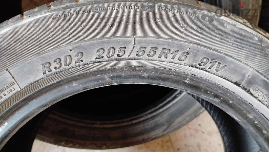 اربع كاوتشات تايلاندى مستعملة بحالة جيدة مقاس 16 ( 205/55R16 ) 1