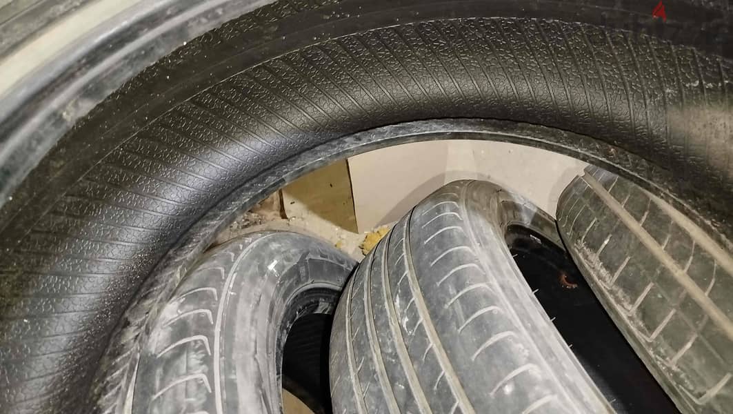 اربع كاوتشات تايلاندى مستعملة بحالة جيدة مقاس 16 ( 205/55R16 ) 4