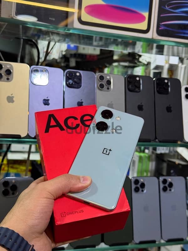 ONEPLUS Ace V2…256/12 ram 0