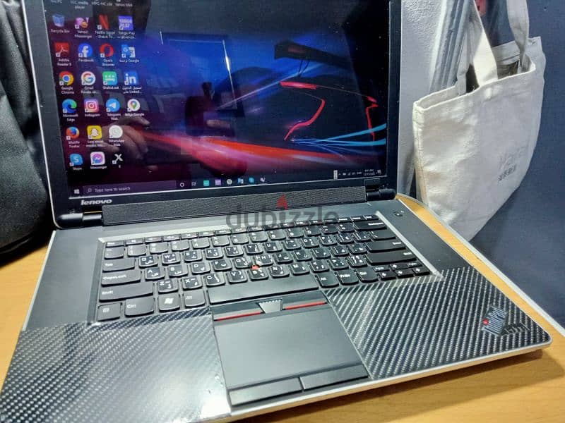 lenovo Laptop لينوفو رام ٨ هاردين 7