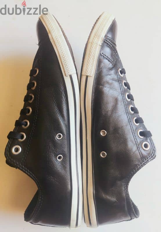 converse chuck Taylor leather in black size:44 5