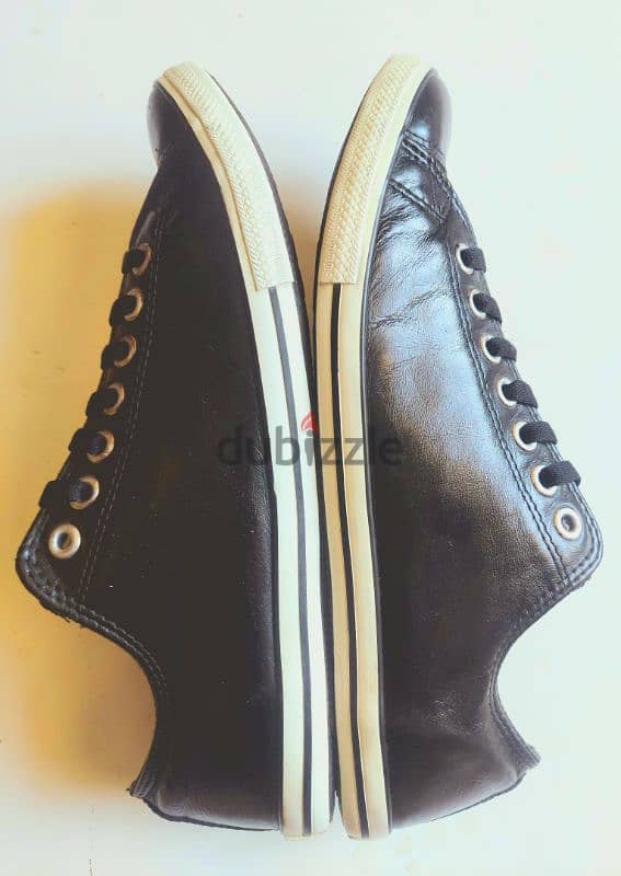 converse chuck Taylor leather in black size:44 6