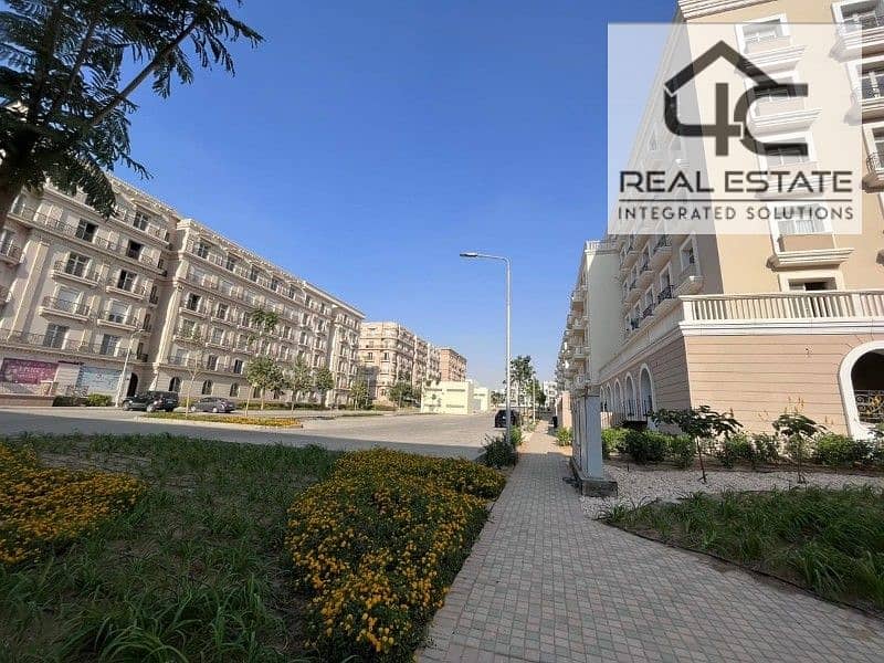 apartment for sale 113 m in compound Hyde Park new cairo  ready to move prime location on landscape with installment under market price 0