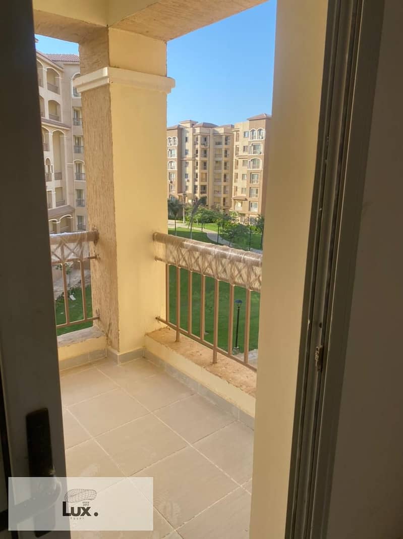 Apartment for sale in cash in Madinaty, area 106 m, in the most upscale phases of Madinaty B2, next to Al-Tawhid Mosque, Al-Baraka Market and services 0