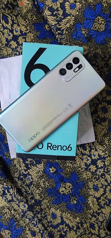 Oppo Reno6 1