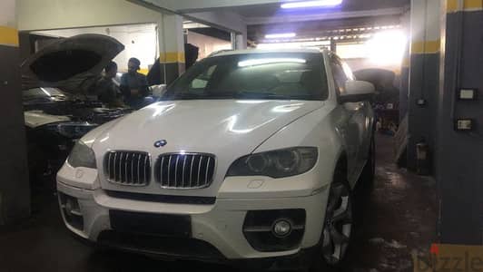 سيارة bmw x6 حالة ممتازة إفراج جمركي وارد أمريكا ترخص أول مالك