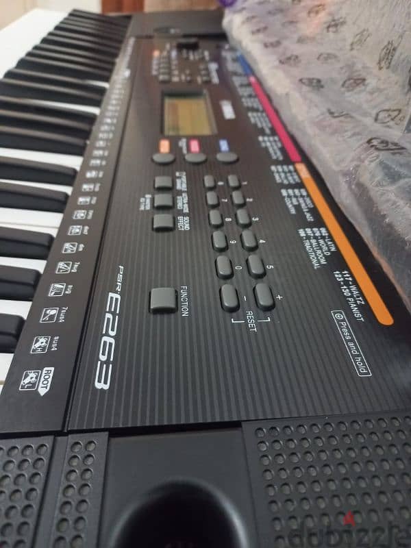 اورج yamaha psr263  بحالة الجديد بالكرتونة وكل مشتملاته استخدام تجربة 2