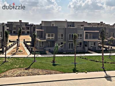 Resale apartment next to Mall of Arabia Early delivery