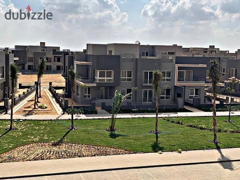 Resale apartment next to Mall of Arabia Early delivery 0