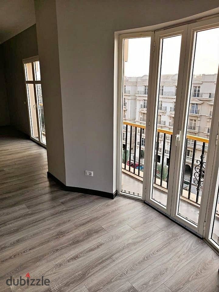 **Apartment for sale, 131 sqm with roof, 2 bedrooms, in Hyde Park Compound, Fifth Settlement, Teseen South Street, near the American University. ** 0