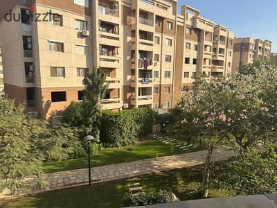 A residential apartment for sale in Madinaty at a commercial price, 72 m2, 11 m2, near Wild Garden, in front of services