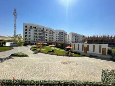 Apartment for sale in Eliva, Mostakbal City, 115 sqm near the Canadian University, with a 5% down payment and installments over 10 years.