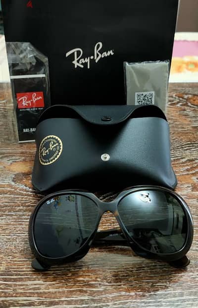 Ray Ban