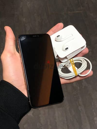 للبيع iphone 11 pro 256GB مستعمل معفي من الضرايب وبضمان معتمد بطارية95