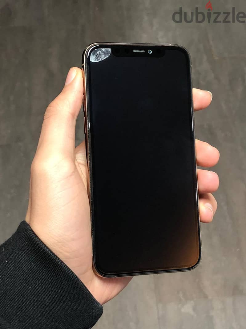 للبيع iphone 11 pro 256GB مستعمل معفي من الضرايب وبضمان معتمد بطارية95 2