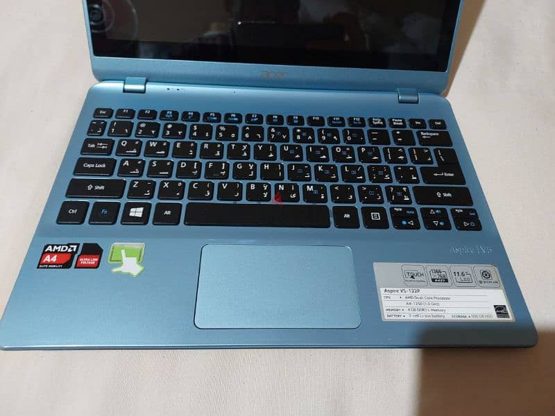 acer aspire v5 - 122p , touch screen , back lit 2