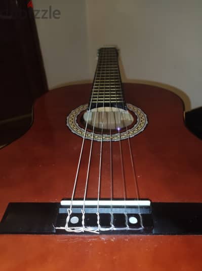 Guitar ( fitness CG851) like new, barley used