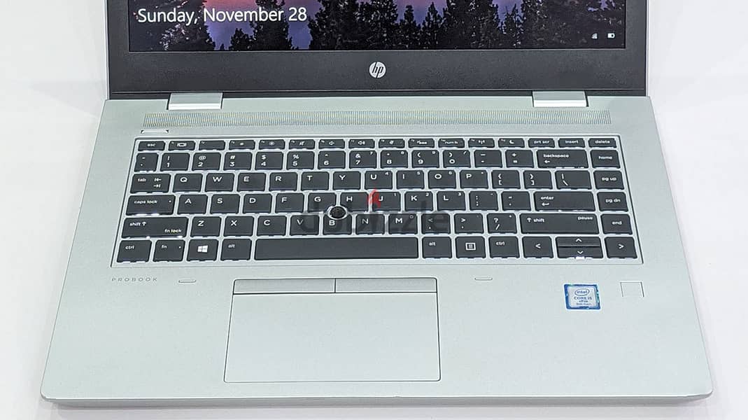 Hp 640G5 الجيل التامن i5 رام 16 فضي اللون حالة نضيفة جدا وارد اوروبا 11