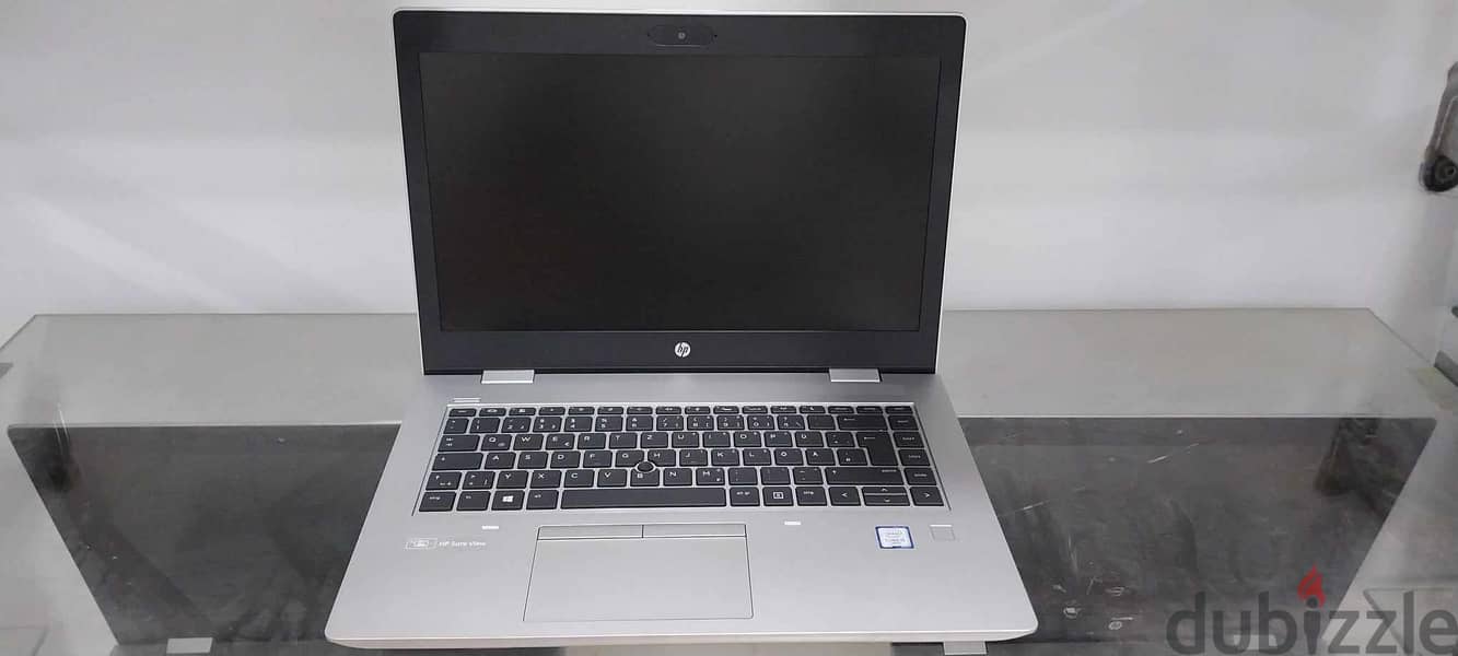 Hp 640G5 الجيل التامن i5 رام 16 فضي اللون حالة نضيفة جدا وارد اوروبا 17