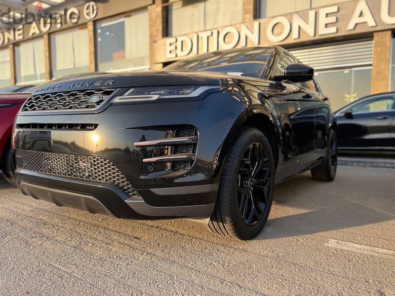 Land Rover Evoque 2023 P300e 0