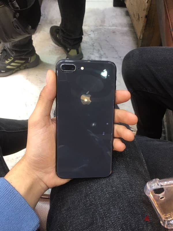 iphone 8 plus 1