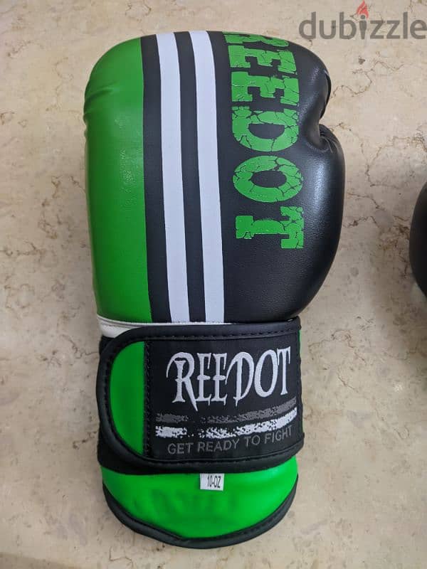 box gloves قفاز ملاكمة 1