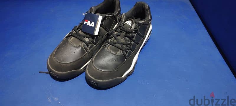 كوتشى Fila مقاس 45 اسود 3