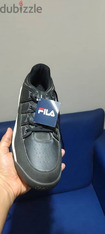 كوتشى Fila مقاس 45 اسود 6