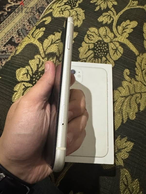 iPhone 11 128g 2 sim 3