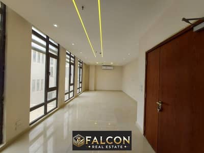 Administrative office for sale with an area of ​​108 square meters in the heart of the Fifth Settlement in the best location in New Cairo, directly on