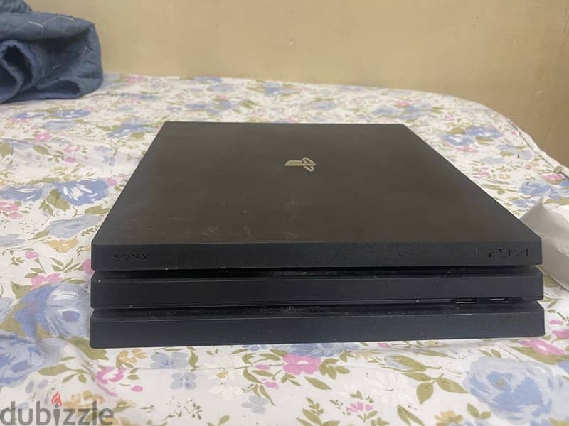 PlayStation 4 Pro 1 Tera 2