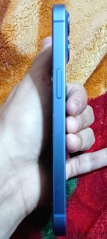 iPhone 13 - 256 (blue) 4