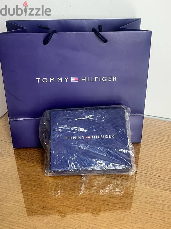 tommy hilfiger 1