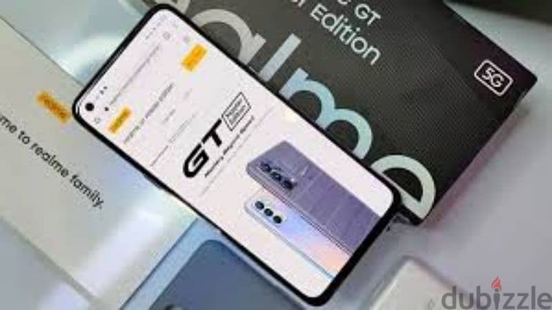 جهاز زيرو بكل المشتملات ولزقات الضهر realme GT Master Edition 1