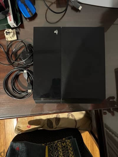 Playstation 4  with 1 controller 1TB