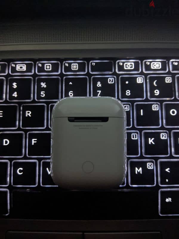 Airpods 2Generation case only 1