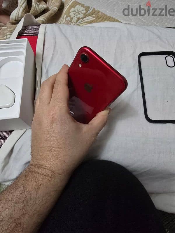 iPhone xr red 64g 8