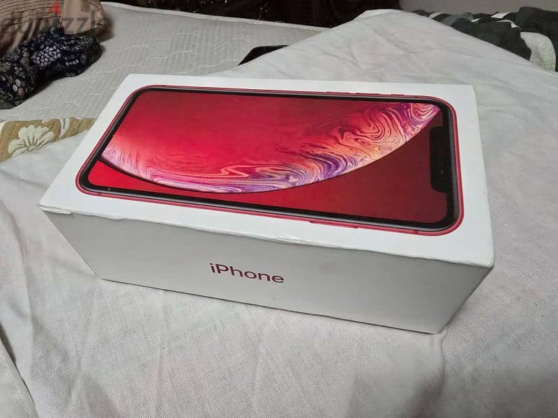 iPhone xr red 64g 13