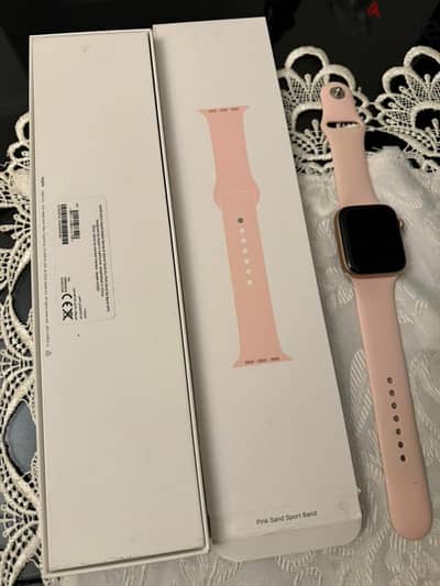 Apple Watch Series 5 USED LIKE NEW FOR SALE