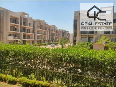 Apartment 195m for sale in Marasem Fifth square Compound 3 bedrooms, the lowest price in the market.