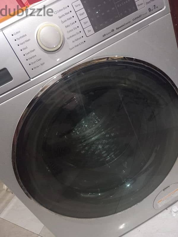 مواصفات غسالة دايو 9 كيلو تعبئة أمامية – فضي Daewoo washing machine 10