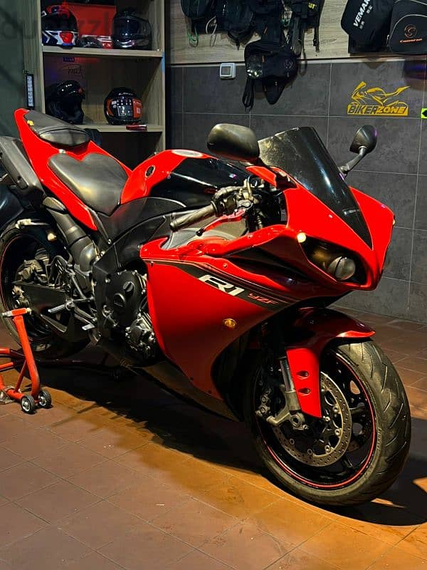 Yamaha R1 2009 0