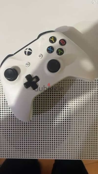 xbox one s معاه دراع اورجينال وعليه ٥ العاب اكس بوكس